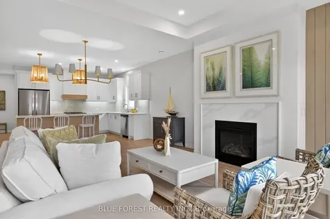 27 Harbour Way Central Elgin ON N5L 1C5