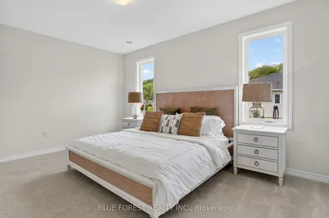 27 Harbour Way Central Elgin ON N5L 1C5