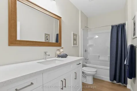 27 Harbour Way Central Elgin ON N5L 1C5