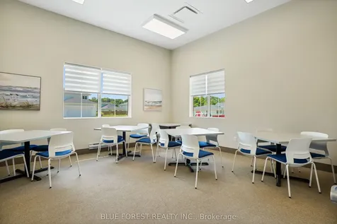 27 Harbour Way Central Elgin ON N5L 1C5