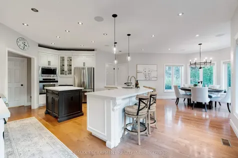 37 Appaloosa Trail Hamilton ON L0R 1H3