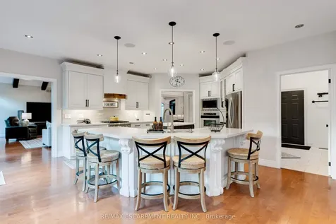 37 Appaloosa Trail Hamilton ON L0R 1H3