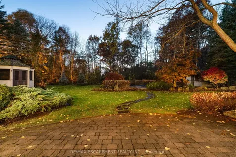 37 Appaloosa Trail Hamilton ON L0R 1H3
