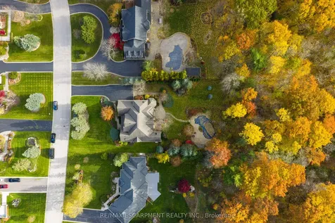 37 Appaloosa Trail Hamilton ON L0R 1H3