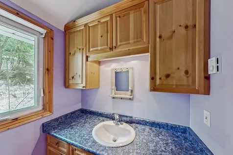 1233 S Kahshe Lake Road Gravenhurst ON P0E 1G0