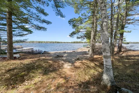 1233 S Kahshe Lake Road Gravenhurst ON P0E 1G0