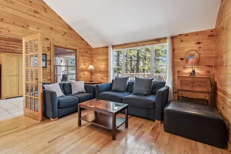 1233 S Kahshe Lake Road Gravenhurst ON P0E 1G0