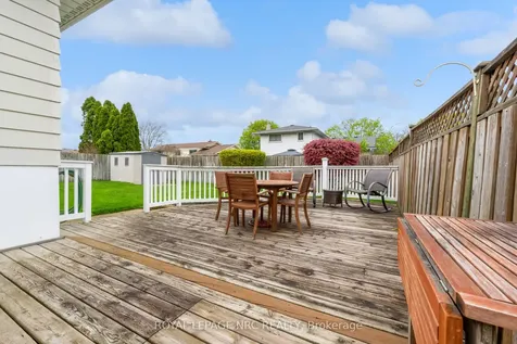 17 Baraniuk Street St. Catharines ON L2N 1N4