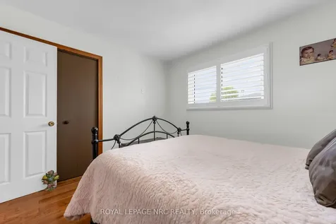 17 Baraniuk Street St. Catharines ON L2N 1N4