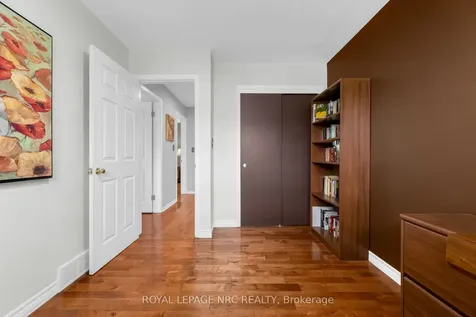 17 Baraniuk Street St. Catharines ON L2N 1N4