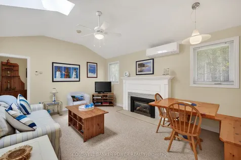 10355 Alison Avenue Lambton Shores ON N0M 1T0