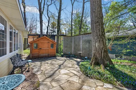 10355 Alison Avenue Lambton Shores ON N0M 1T0