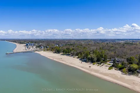 10355 Alison Avenue Lambton Shores ON N0M 1T0
