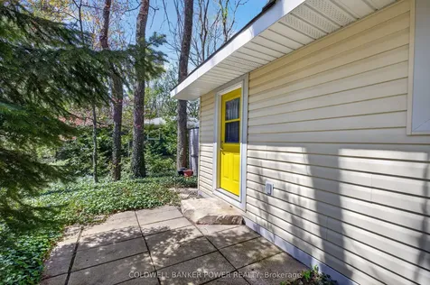 10355 Alison Avenue Lambton Shores ON N0M 1T0