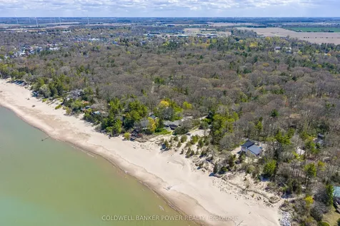 10355 Alison Avenue Lambton Shores ON N0M 1T0