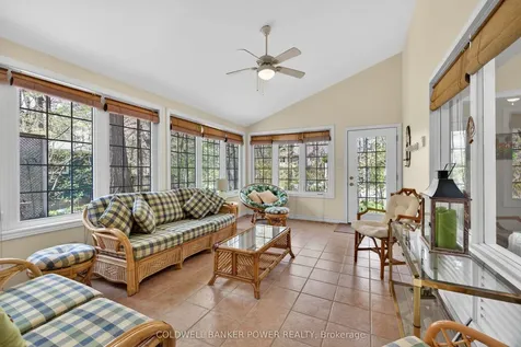 10355 Alison Avenue Lambton Shores ON N0M 1T0