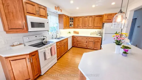508 Harvey Street Centre Wellington ON N1M 3K2