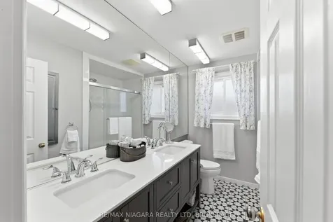 45 Lindbergh Drive Fort Erie ON L2A 2Z6