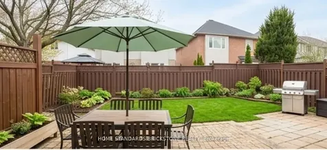 28 Brookhurst Crescent Hamilton ON L0R 2H3