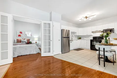 255 Keats Way Waterloo ON N2L 6N6