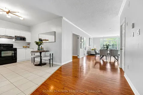 255 Keats Way Waterloo ON N2L 6N6