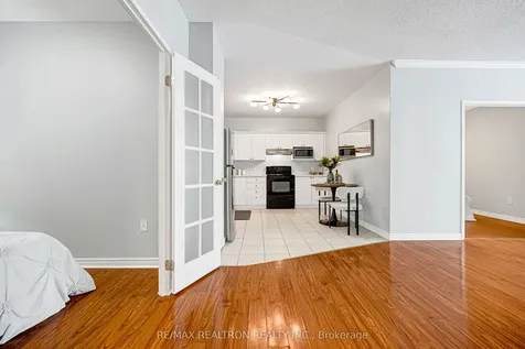 255 Keats Way Waterloo ON N2L 6N6