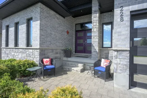 228 Martin Drive Middlesex Centre ON N0M 2A0