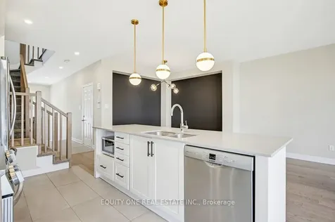 2033 Allegrini Terrace Kanata ON K2S 2S7