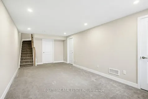 2033 Allegrini Terrace Kanata ON K2S 2S7