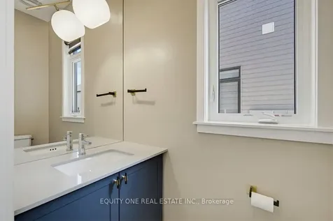 2033 Allegrini Terrace Kanata ON K2S 2S7