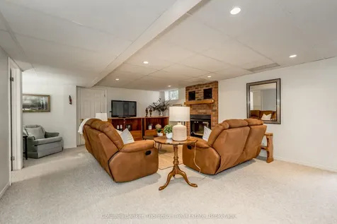 252 Fowlers Road Huntsville ON P1H 0J8