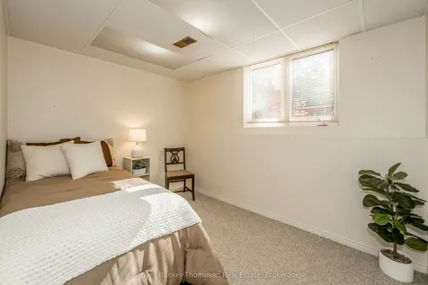 252 Fowlers Road Huntsville ON P1H 0J8