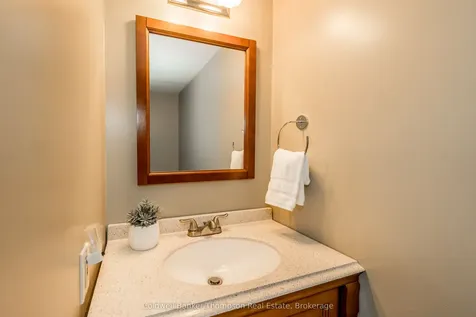 252 Fowlers Road Huntsville ON P1H 0J8