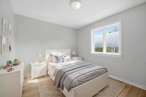 141 Steeple Chase Drive N Kanata ON K2M 2Z5