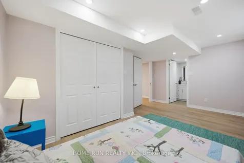 141 Steeple Chase Drive N Kanata ON K2M 2Z5