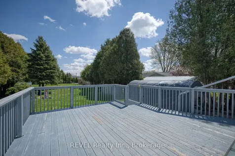 3430 Saint George Avenue Niagara Falls ON L2J 2P8
