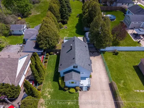 3430 Saint George Avenue Niagara Falls ON L2J 2P8