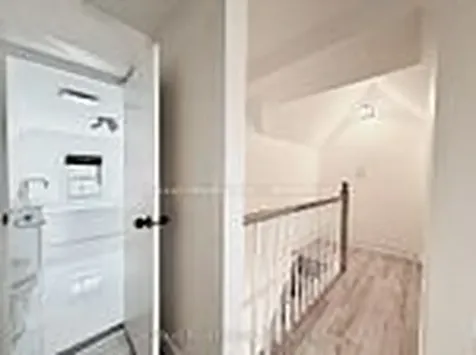 405 Upper Wentworth Street Hamilton ON L9A 4T4