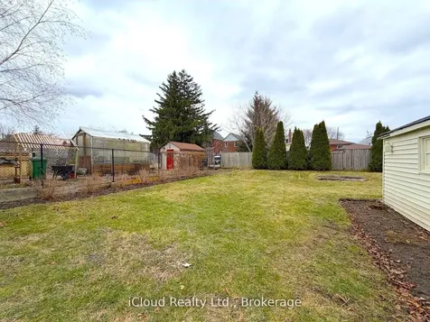 405 Upper Wentworth Street Hamilton ON L9A 4T4