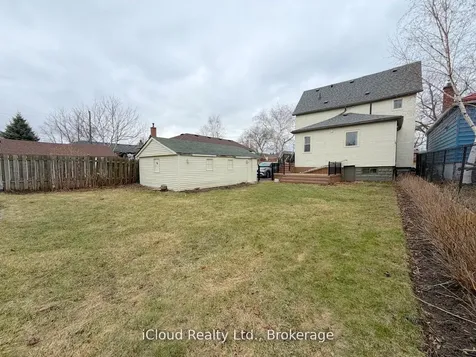 405 Upper Wentworth Street Hamilton ON L9A 4T4
