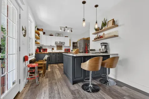 124 Catharine Street Port Colborne ON L3K 4K4
