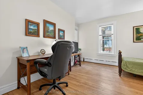 124 Catharine Street Port Colborne ON L3K 4K4