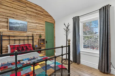 124 Catharine Street Port Colborne ON L3K 4K4