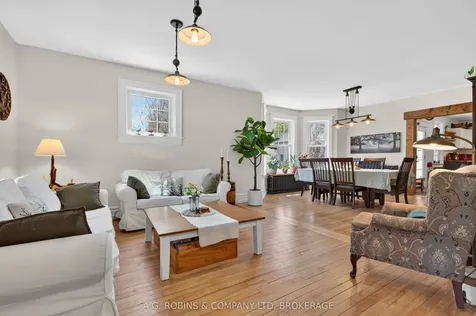 124 Catharine Street Port Colborne ON L3K 4K4