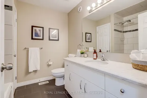 22 Rooke Court Guelph ON N1K 0B8