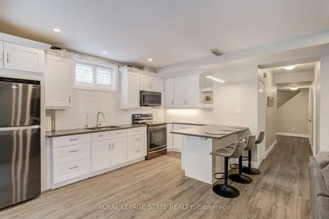 22 Rooke Court Guelph ON N1K 0B8