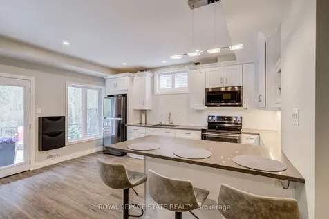 22 Rooke Court Guelph ON N1K 0B8