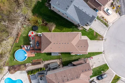 22 Rooke Court Guelph ON N1K 0B8