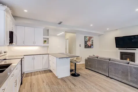 22 Rooke Court Guelph ON N1K 0B8