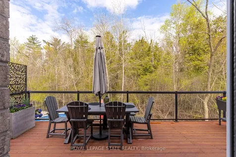 22 Rooke Court Guelph ON N1K 0B8